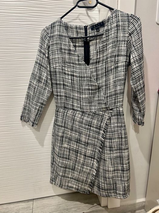 Официална къса рокля