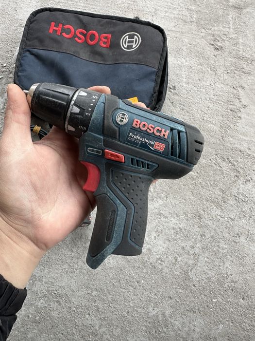 Bosch GSR 12V-15 винтоверт