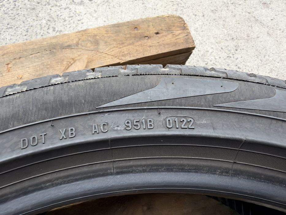 4бр. ЗИМНИ Гуми С Борд 265/40R/21 -PIRELLI- DOT:0122- 5.0мм.+3.8мм. *80€ За Комплект*