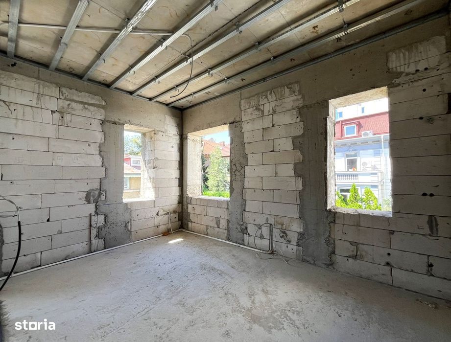 Vila Cu Autorizatie Activa || 4 Camere || La Gri || Dorobanti - Romana