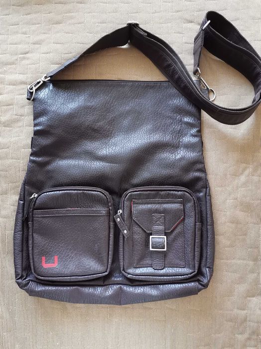 Голяма чанта с дълга дръжка, раница с арт принт и други