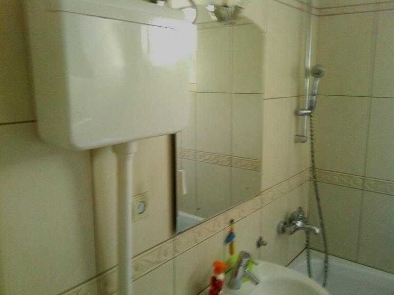 Дава се под наем Тристаен апартамент в Пловдив, Тракия - 85 кв.м за 438.6 € - Снимка #3