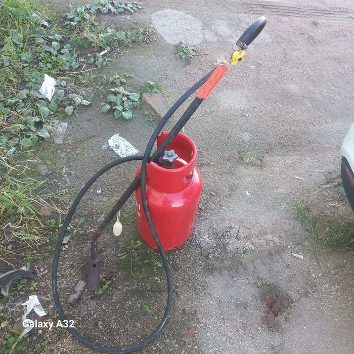 Продам горелку с болоном хорошим состоянии