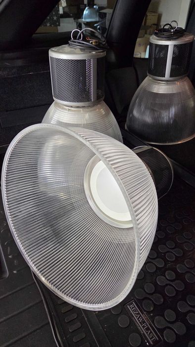 ЛЕД ЛАМПИ за таван