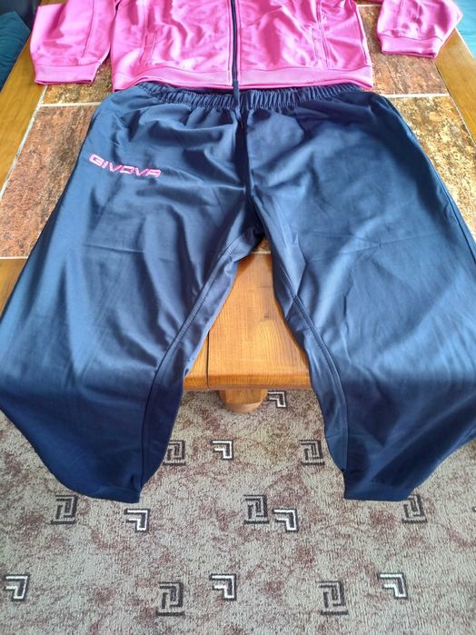 Спортен екип GIVOVA