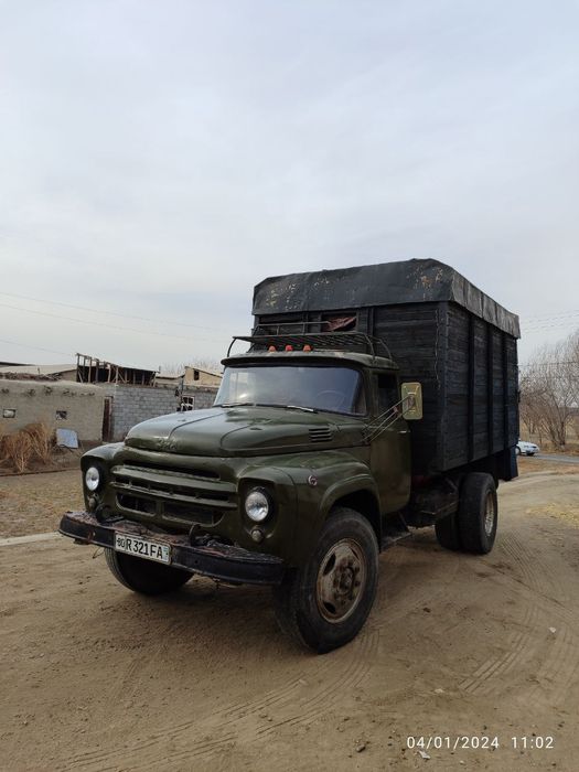 Зил Юк машинаси сотилади.  Срочно продам