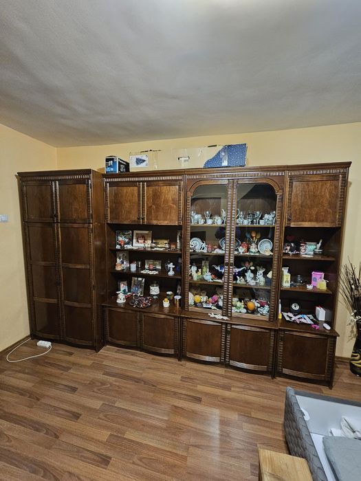 Vând mobila sufragerie onix