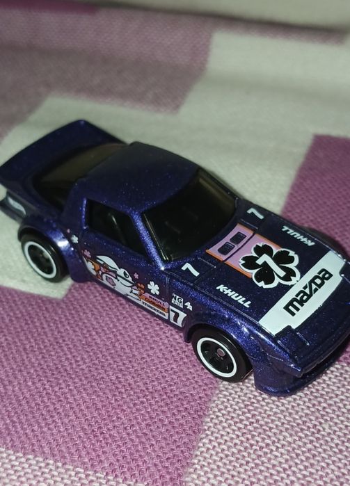 Mazda RX-7  Hot Wheels Mazda