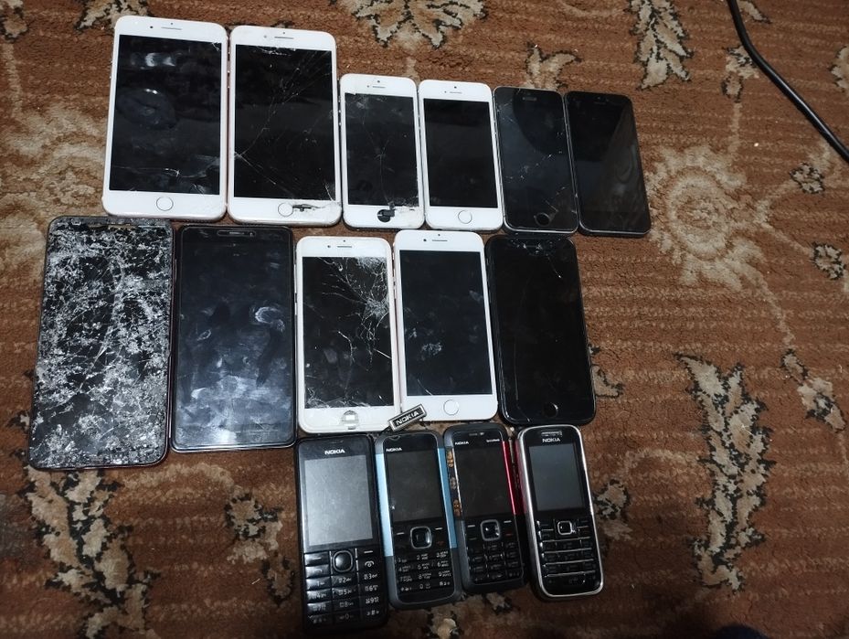 На запчасти айфоны
