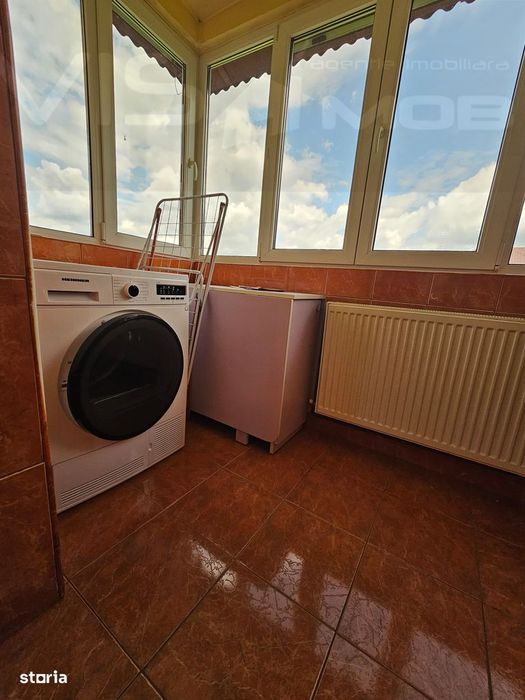 Apartament 2 camere,- De închiriat - Zona "MAL"