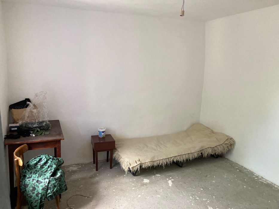 Casa si doua hectare intravilan