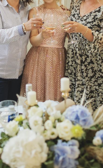 Официална блестяща къса кукленска рокля ХС