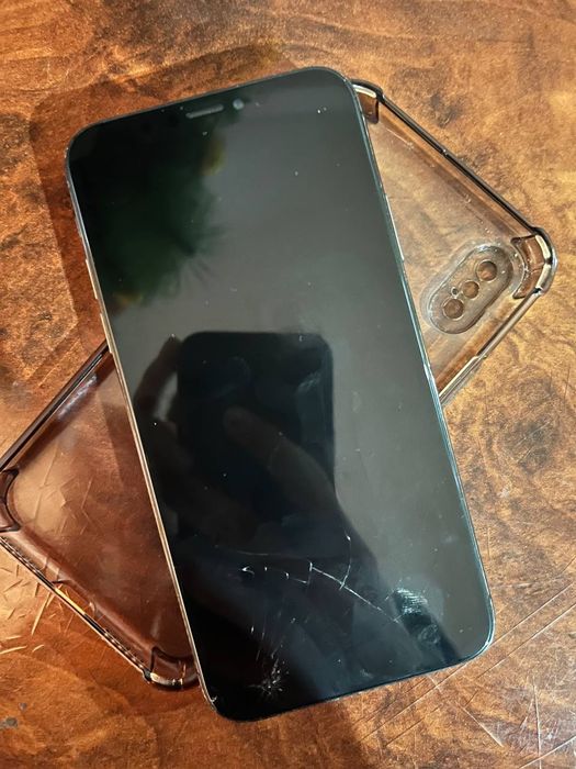 Айфон х есть гарантия