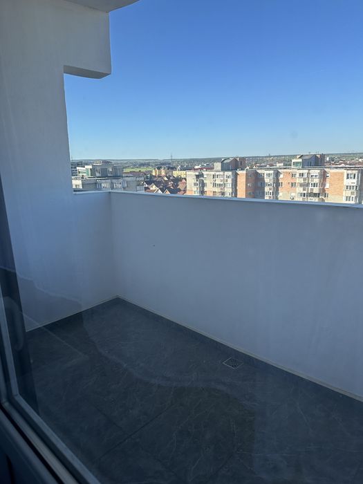 Dau in chirie apt 2 camere Oradea