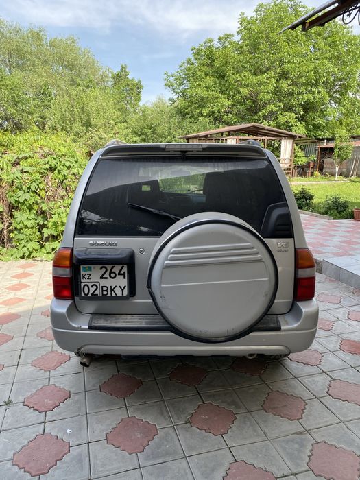 Suzuki Grand Vitara X7 2001