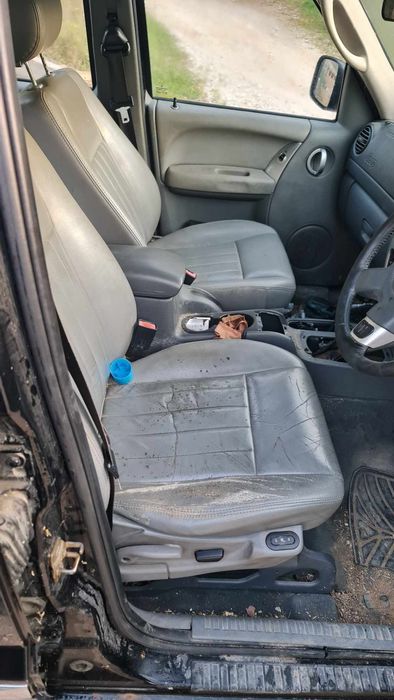 Jeep cheroke на части