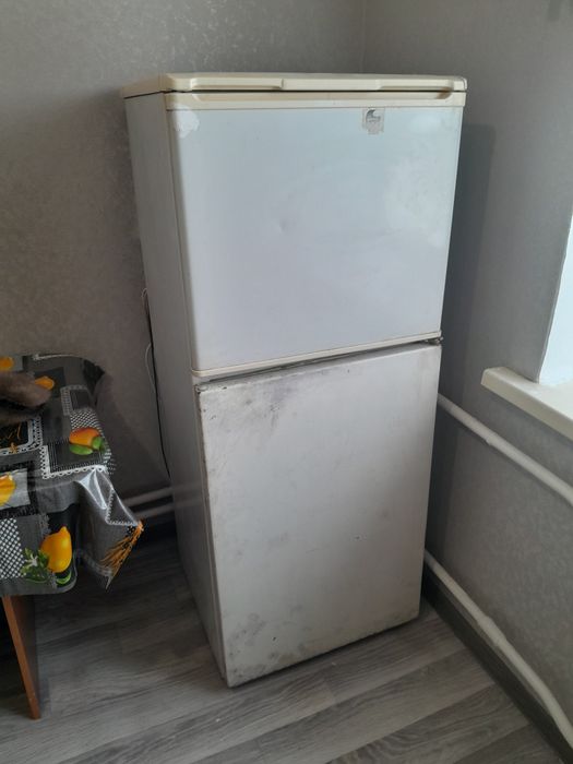 Продам холодильник