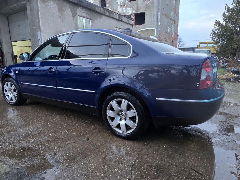 Volkswagen Passat 2003 benzină, 2.371 € — imagine 3