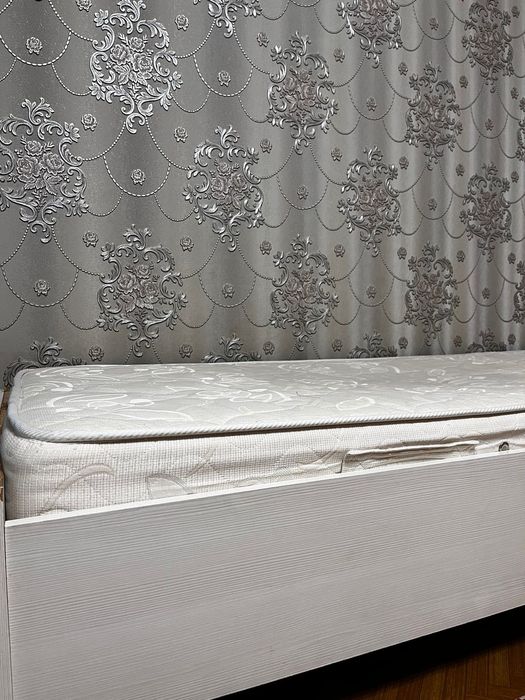 Односпальная кровать 200×96 см