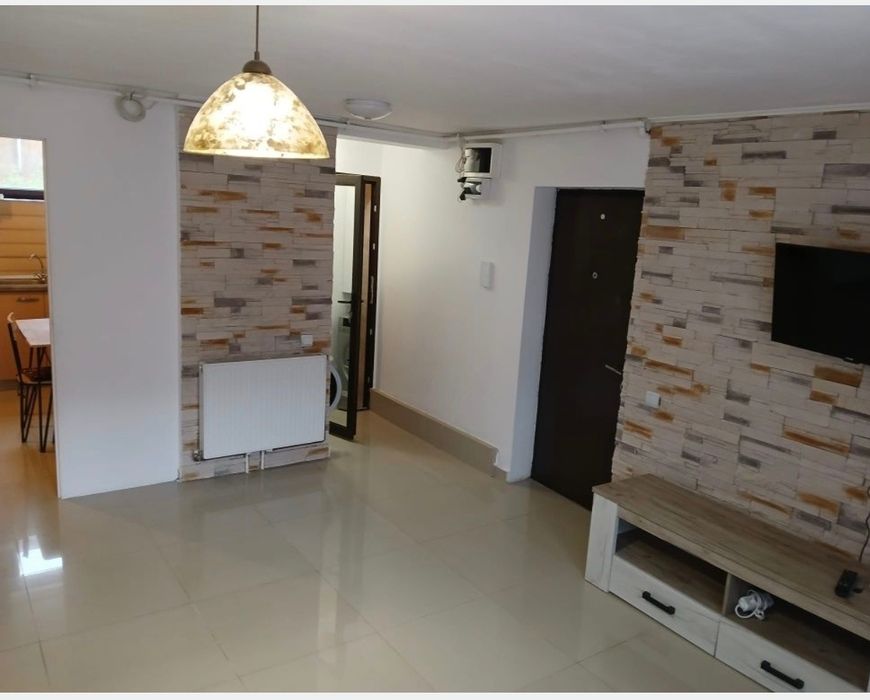 Proprietar vând Garsonieră Modernă + Ters. Prop 10mp /Coresi/Tractorul