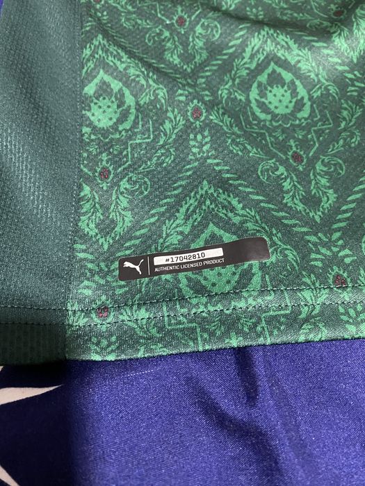 Tricou fotbal ,Italia (autentic cu numar de serie )