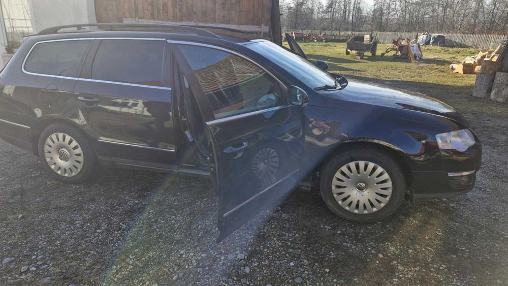 Vând Passat B6, în stare bună de funcționare, schimb