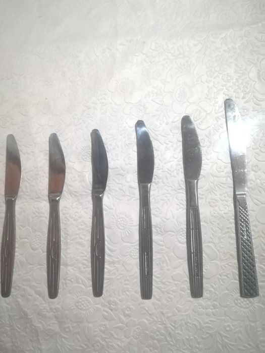 Продам сервировочные ножи