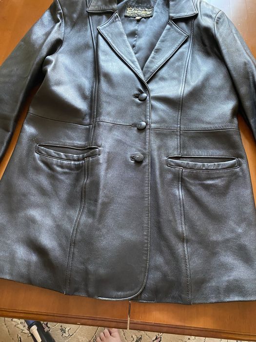 Продам куртки кожанные  весна