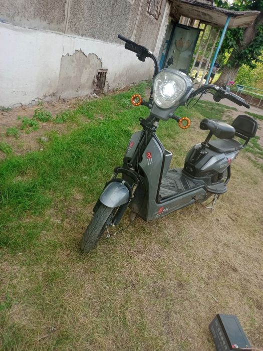 Продам электро скутер