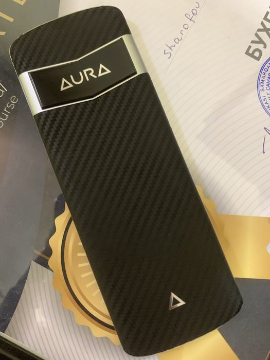 Novey AURA holati zur kup ishlamagan telefon