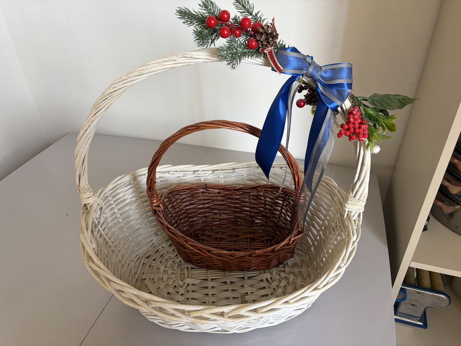 Продам две корзины