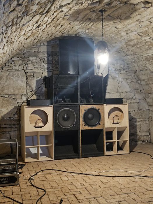 Subwoofer / bași tip horn Super Scooper 18" si ES 18 BPH