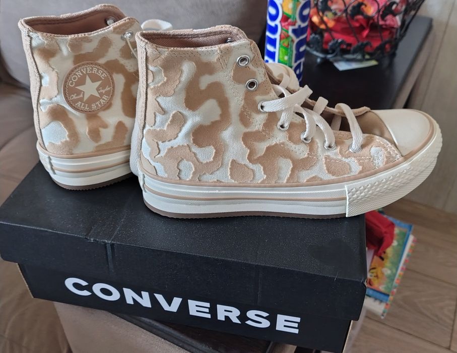 Кецове на марката converse
