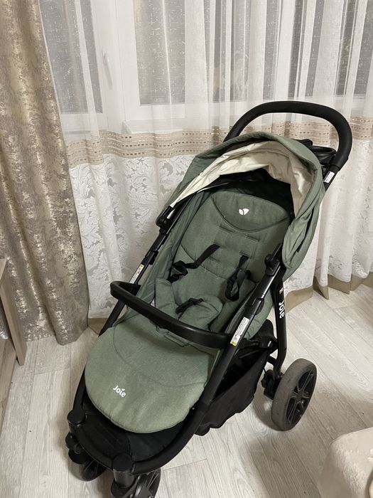 Продам детскую коляску