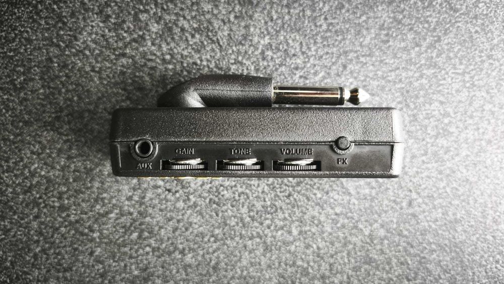 Amplificator de căști chitară electrică VOX amPlug 2 Metal Blues - Made in Japan - GARANTIE 1 AN!