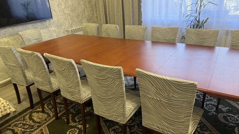 Стол и стулья малаизия