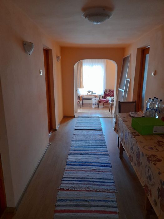 Casa de vânzare la 10 km de Strehaia + teren
