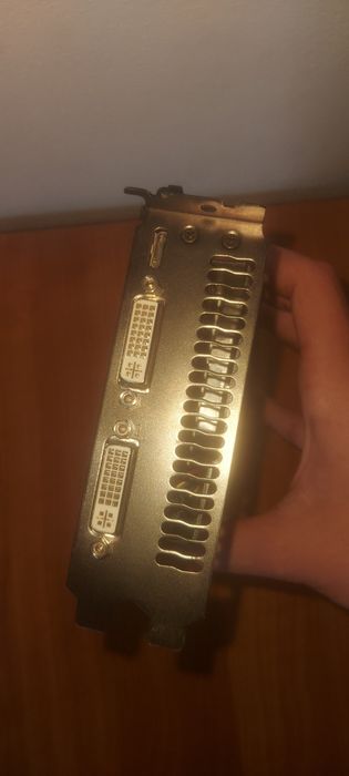 Asus GTX 560 TI DirectCU II