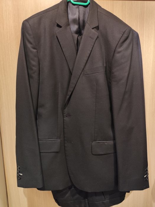Мъжки костюм за бал или официален повод размер 56