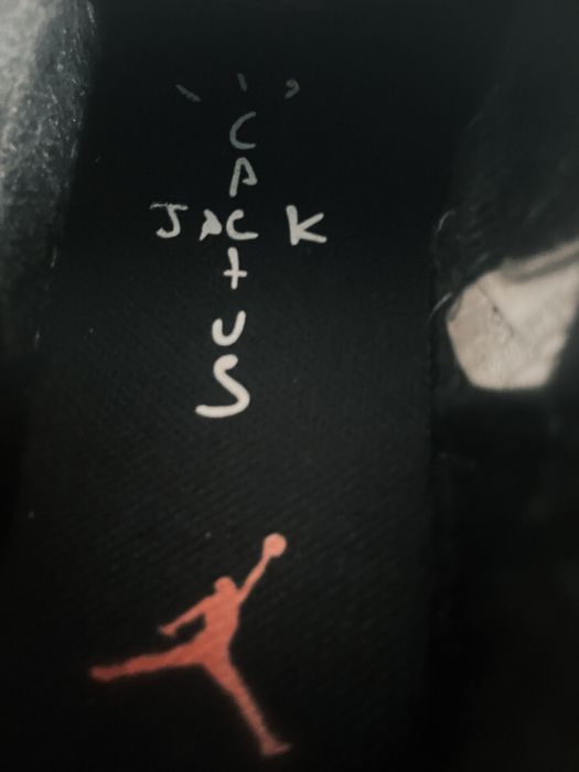 Jordan 1 low Travis Scott Black Phantom 40