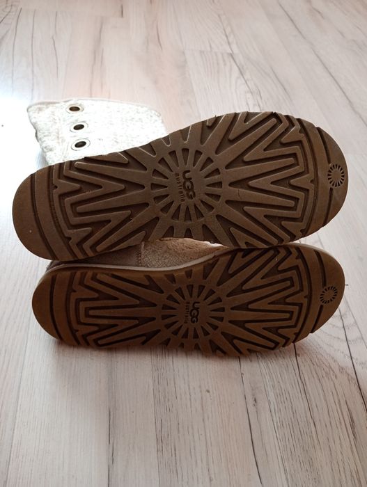 Cizme UGG imblanite