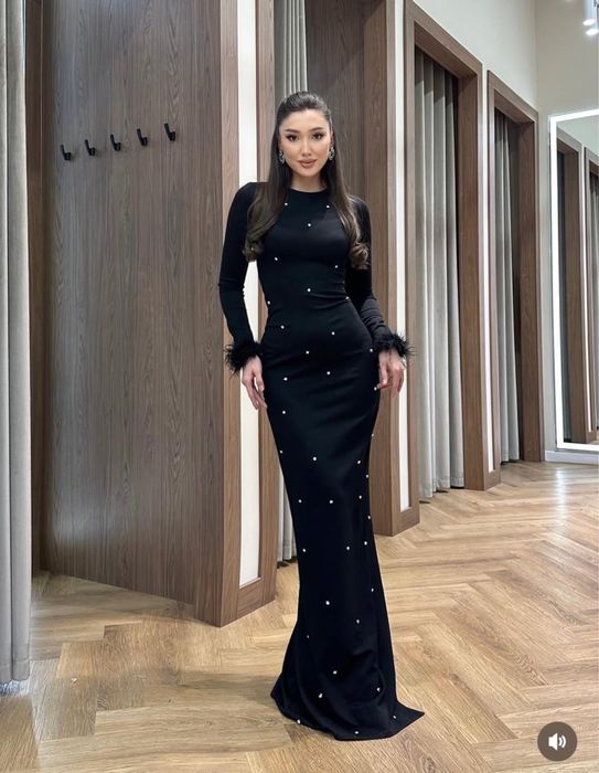 Почти новые платья