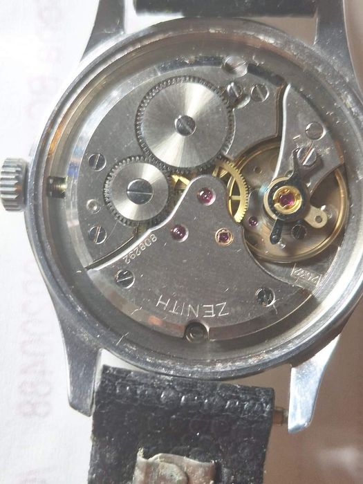 Zenith mecanic impecabil