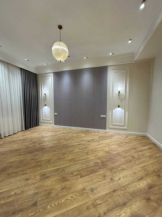 1,7 соток
300 м² | 5 комнат | 3 уровня Академгородок IT Park