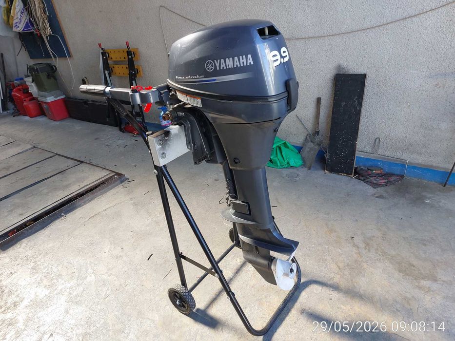 Yamaha 9.9HP 4тактов извънбордов двигател!