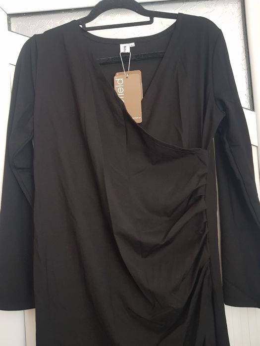 Нова черна  рокля