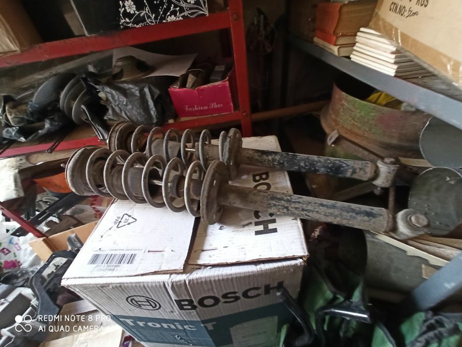 Продавам части за Голф 3