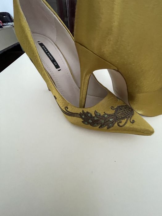 Pantofi eleganti