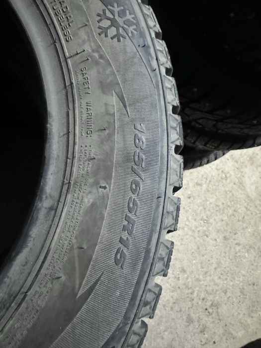 Шины шипы 185/65 R15 зима Корейские Roadstone