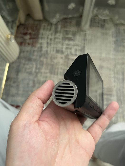 Продается видеорегистратор Xiaomi 70mai 4K ultra